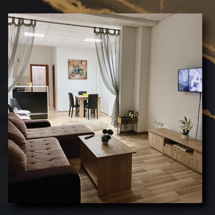 Sky Apartman Stara Pazova Esterno foto
